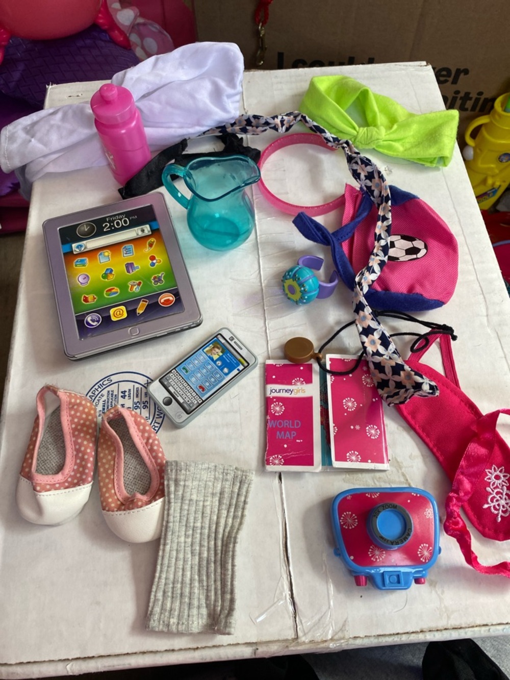 American Girl and Our Generation Doll Accessories - Used (bundle #3) - Picture 5 of 7